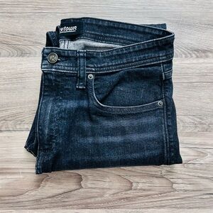 Men’s Revtown Sharp Jeans—Black